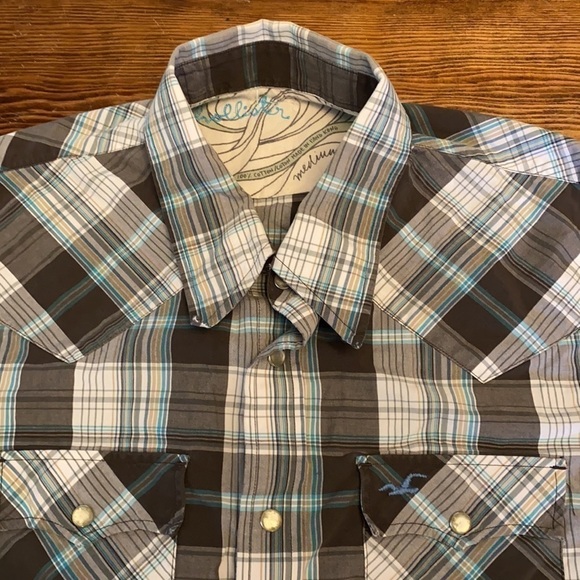 Hollister Other - 𝅺HOLLISTER & Co. Western plaid button up
